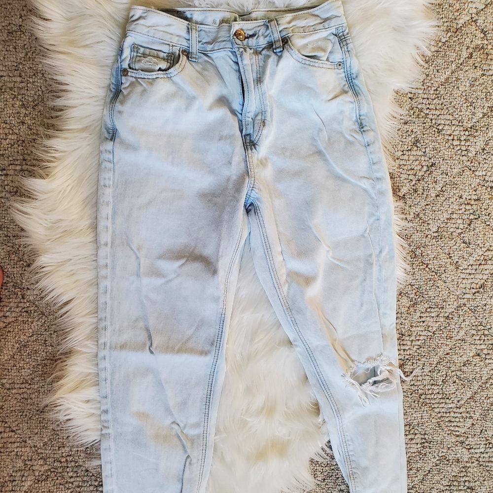 American Eagle Mom Jean White Wash
